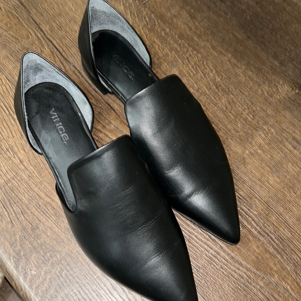 NEW Vince Damris black leather loafers